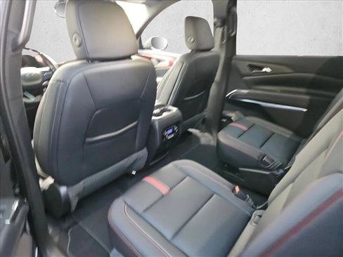 New 2026 Chevrolet Traverse RS FWD image 6