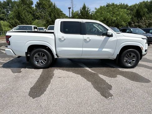 New 2026 Nissan Frontier SV w/ All-Weather Content Package RWD image 8