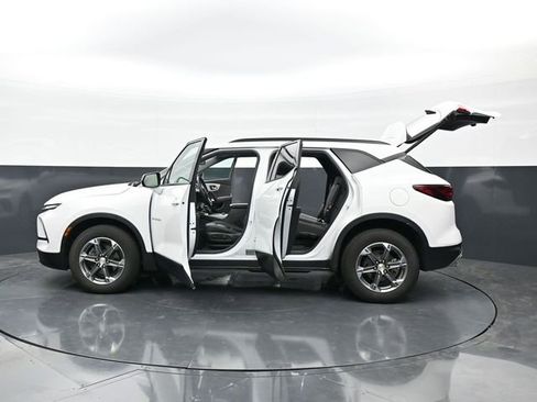 Used 2024 Chevrolet Blazer LT w/ LPO, Floor Liner Package FWD image 45
