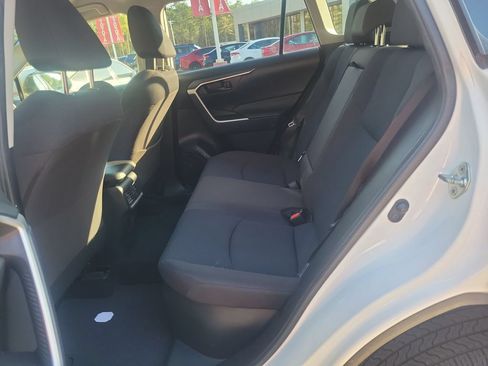 Certified 2023 Toyota RAV4 LE AWD/4WD image 28