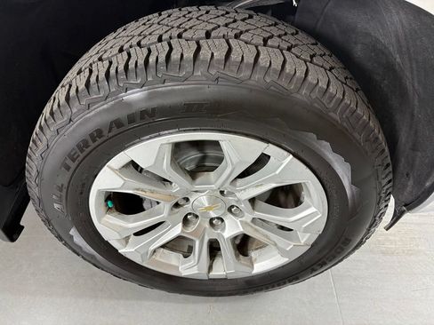 Used 2023 Chevrolet Silverado 1500 LTZ w/ LTZ Premium Package AWD/4WD image 10