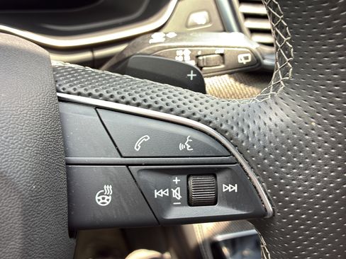 Used 2022 Audi SQ5 Premium Plus AWD/4WD image 37