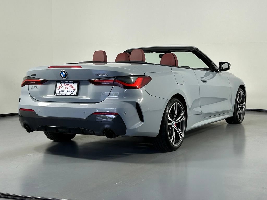 Used 2024 BMW 430i xDrive Convertible w/ M Sport Package AWD/4WD image 4