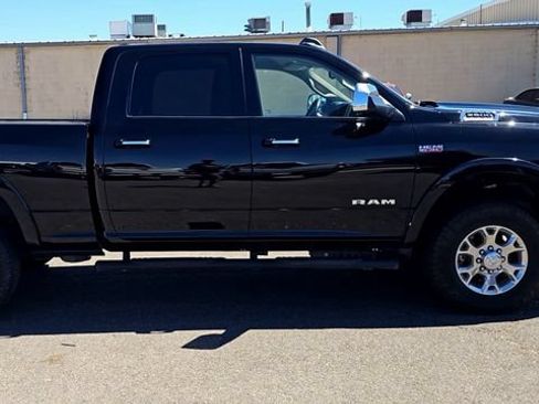 Used 2022 RAM 2500 Laramie AWD/4WD image 11