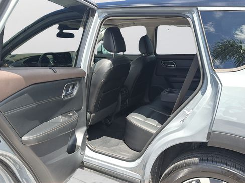 Used 2021 Nissan Rogue SL w/ Premium Package FWD image 25