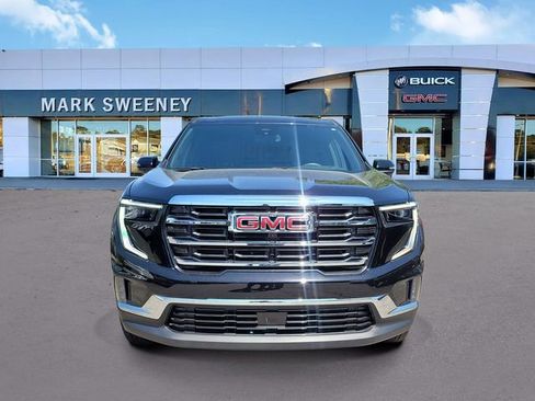 Used 2025 GMC Acadia Elevation w/ Elevation Premium Package FWD image 2