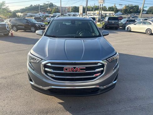 Used 2021 GMC Terrain SLT w/ Infotainment Package II FWD image 3