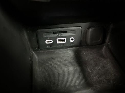 Certified 2022 GMC Terrain SLE w/ Driver Convenience Package image 35