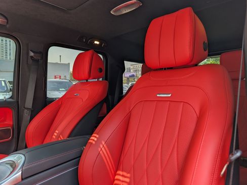 Used 2025 Mercedes-Benz G 63 AMG 4MATIC image 15