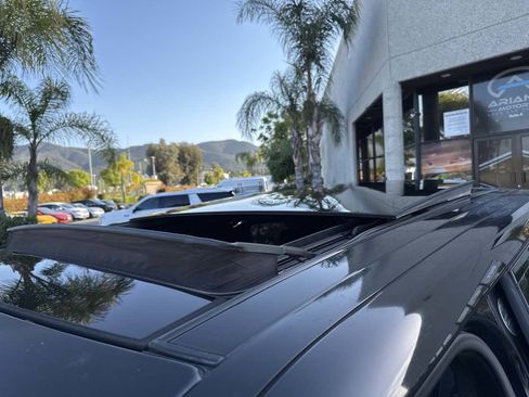 Used 2016 Land Rover Range Rover Sport HSE image 33