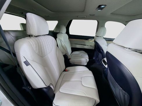 Used 2023 Hyundai Palisade Limited w/ Cargo Package image 32