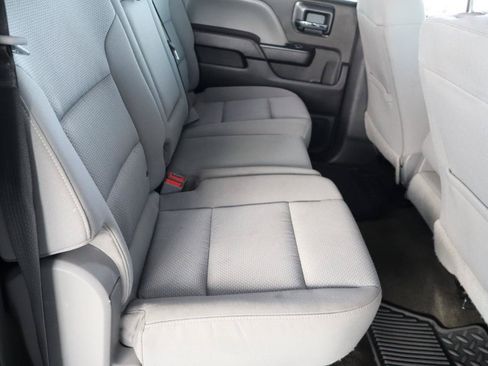 Used 2018 Chevrolet Silverado 1500 Custom w/ Custom Value Package AWD/4WD image 30