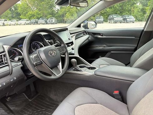 Used 2021 Toyota Camry LE FWD image 22