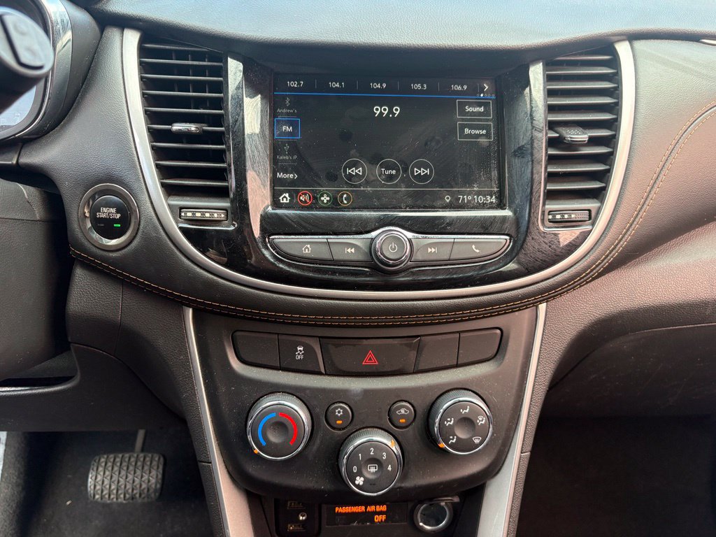 Used 2019 Chevrolet Trax LT w/ LT Convenience Package FWD image 20