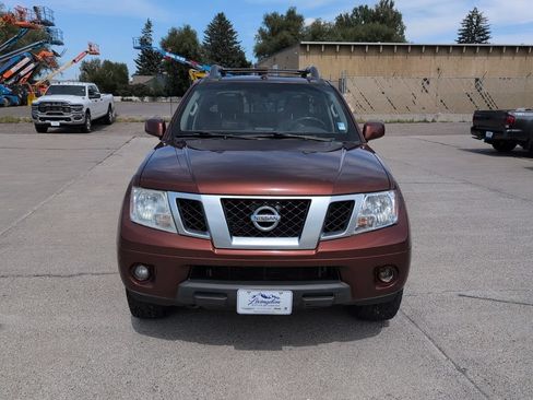 Used 2016 Nissan Frontier PRO-4X w/ Pro-4x Luxury Package AWD/4WD image 3