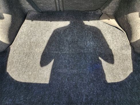 Used 2024 Nissan Altima 2.5 S image 32