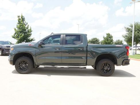 Used 2025 Chevrolet Silverado 1500 Custom Trail Boss AWD/4WD image 6