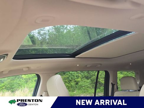 Used 2022 Jeep Grand Cherokee L Limited AWD/4WD image 11