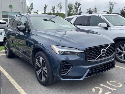 Used 2024 Volvo XC60 T8 Plus AWD/4WD image 1