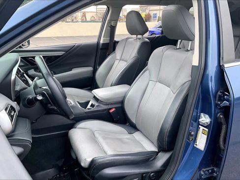Used 2022 Subaru Outback Limited image 27