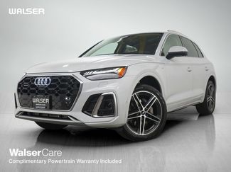 Used 2023 Audi Q5 e Prestige w/ Prestige Package video 1