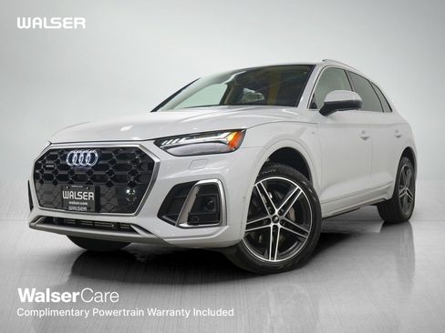 Used 2023 Audi Q5 e Prestige w/ Prestige Package image 1