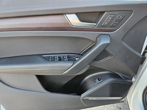 Used 2021 Audi Q5 Prestige image 13