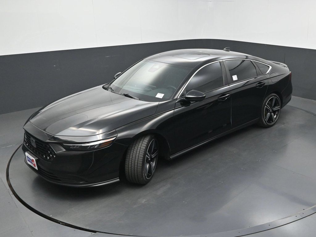 Used 2023 Honda Accord Sport image 28