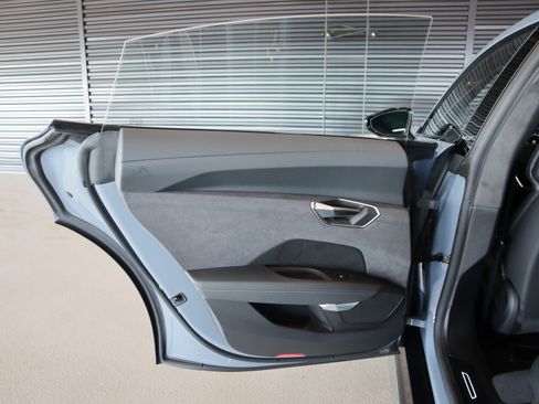 New 2026 Audi S e-tron GT Prestige image 25