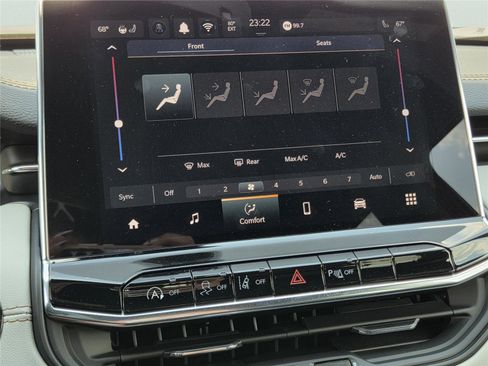 New 2026 Jeep Compass Limited image 11