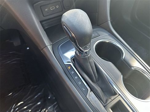 Used 2023 Chevrolet Equinox LT image 23