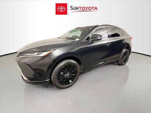 Used 2023 Toyota Venza Nightshade AWD/4WD image 9