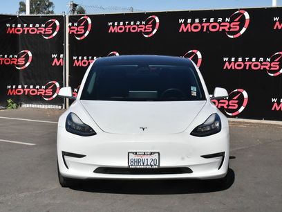 Used 2018 Tesla Model 3 Mid Range