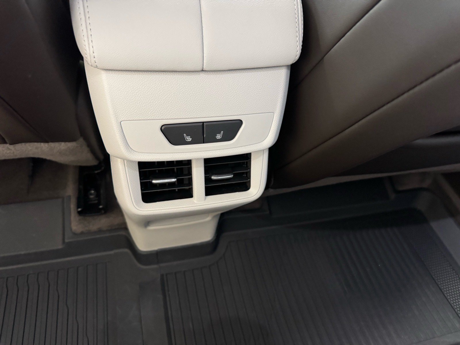 Used 2026 GMC Terrain Denali w/ LPO, Floor Liner Package AWD/4WD image 14