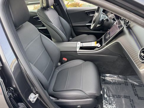 Used 2024 Mercedes-Benz C 300 4MATIC Sedan image 6