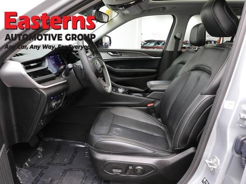 Used 2022 Jeep Grand Cherokee Limited 4xe AWD/4WD image 14