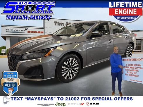 Used 2025 Nissan Altima 2.5 SV image 1