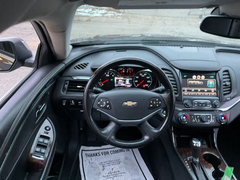 Used 2014 Chevrolet Impala LTZ image 28