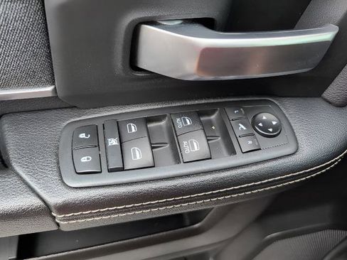 Used 2019 RAM 2500 Big Horn AWD/4WD image 17