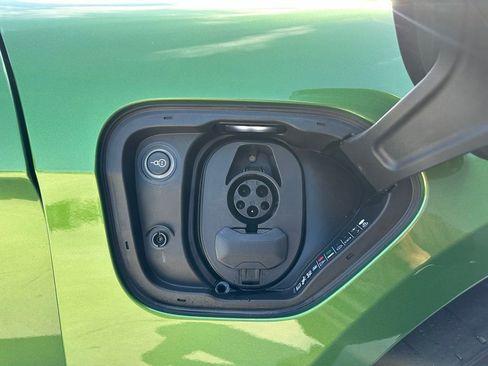 Certified 2022 Porsche Taycan RWD image 42