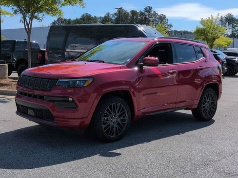 Certified 2022 Jeep Compass Limited w/ (RED) Package AWD/4WD image 8