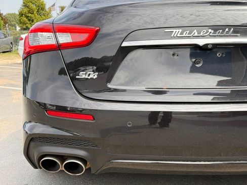 Used 2018 Maserati Ghibli S GranSport Q4 AWD/4WD image 13