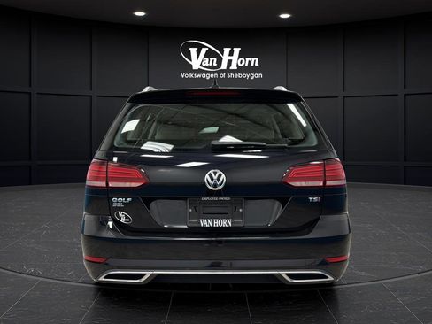 Used 2018 Volkswagen Golf SEL FWD image 6