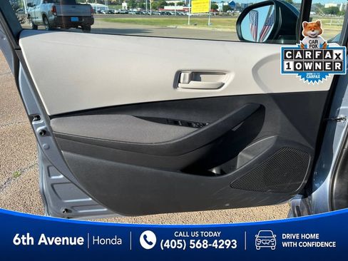 Used 2025 Toyota Corolla LE FWD image 19
