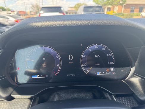 Used 2024 Jeep Grand Cherokee L Laredo image 22