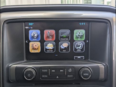Used 2018 Chevrolet Silverado 1500 High Country AWD/4WD image 32