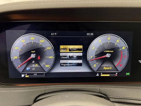 Used 2018 Mercedes-Benz S 560 4MATIC Sedan image 12