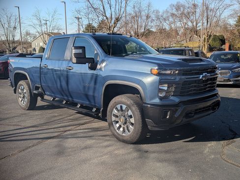 Certified 2025 Chevrolet Silverado 2500 Custom w/ Custom Value Package image 2