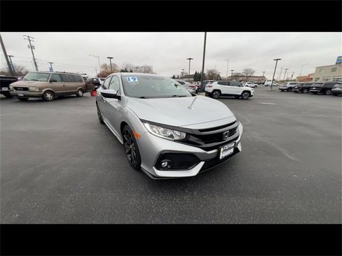 Used 2019 Honda Civic Sport image 2