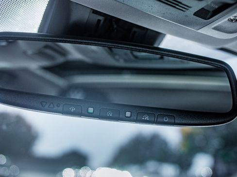 Used 2024 Toyota Camry SE image 25